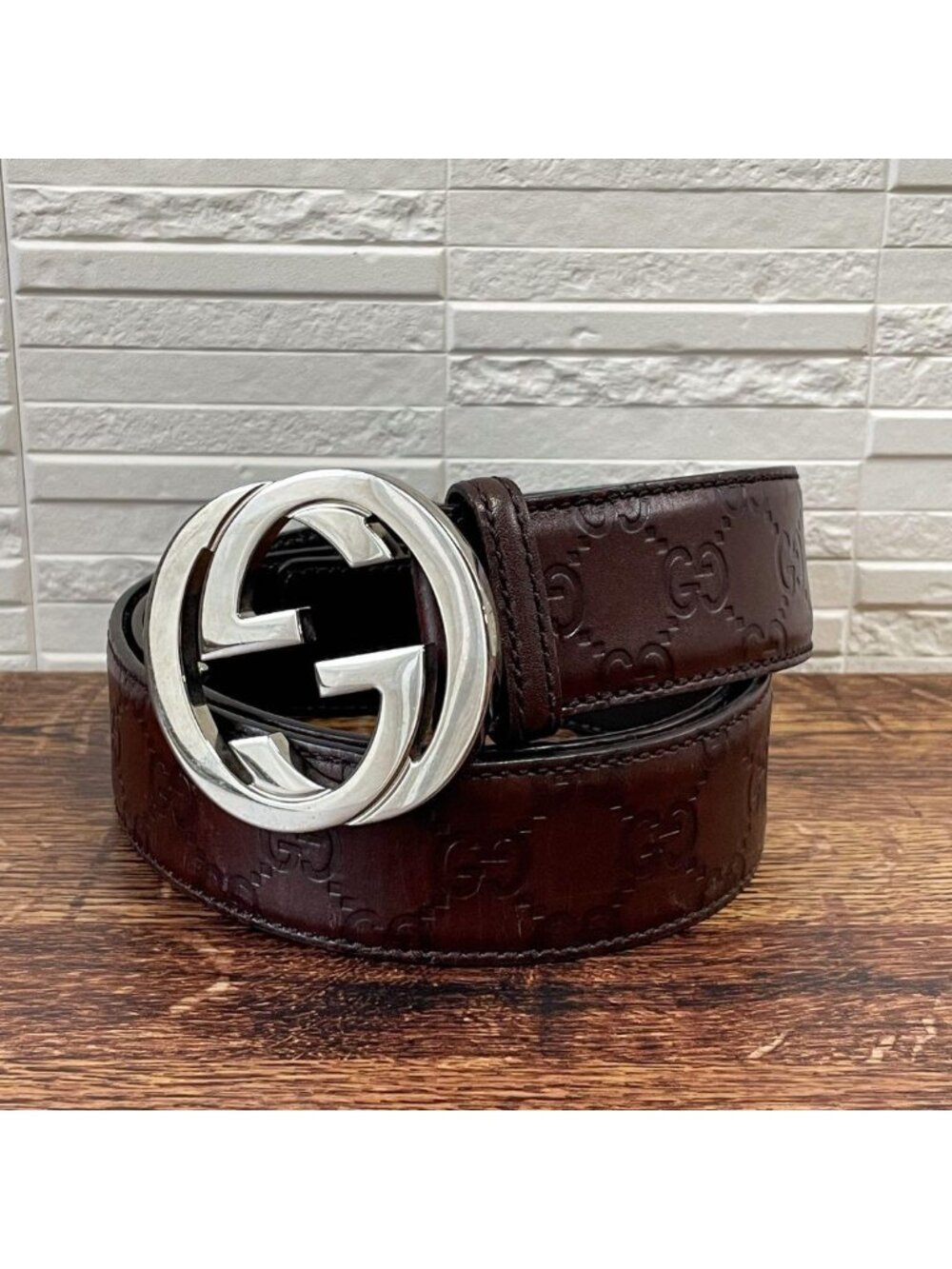 Gucci GG Guccissima Interlocking G Bangle Leather Bracelet